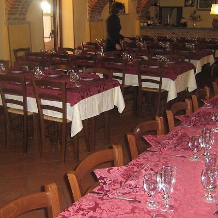 Agriturismo Cascina Del Peso Leini ภายนอก รูปภาพ